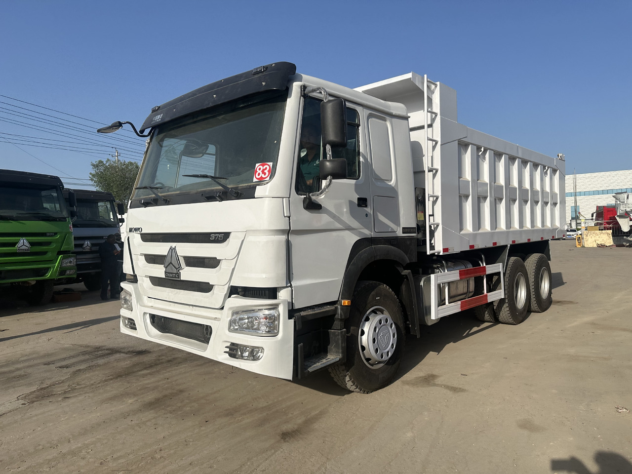 SINOTRUK HOWO 375 6X4 CLICK HERE FOR DISCOUNT - Tovornjak prekucnik: slika 3 SINOTRUK HOWO 375 6X4 CLICK HERE FOR DISCOUNT - Tovornjak prekucnik: slika 3
