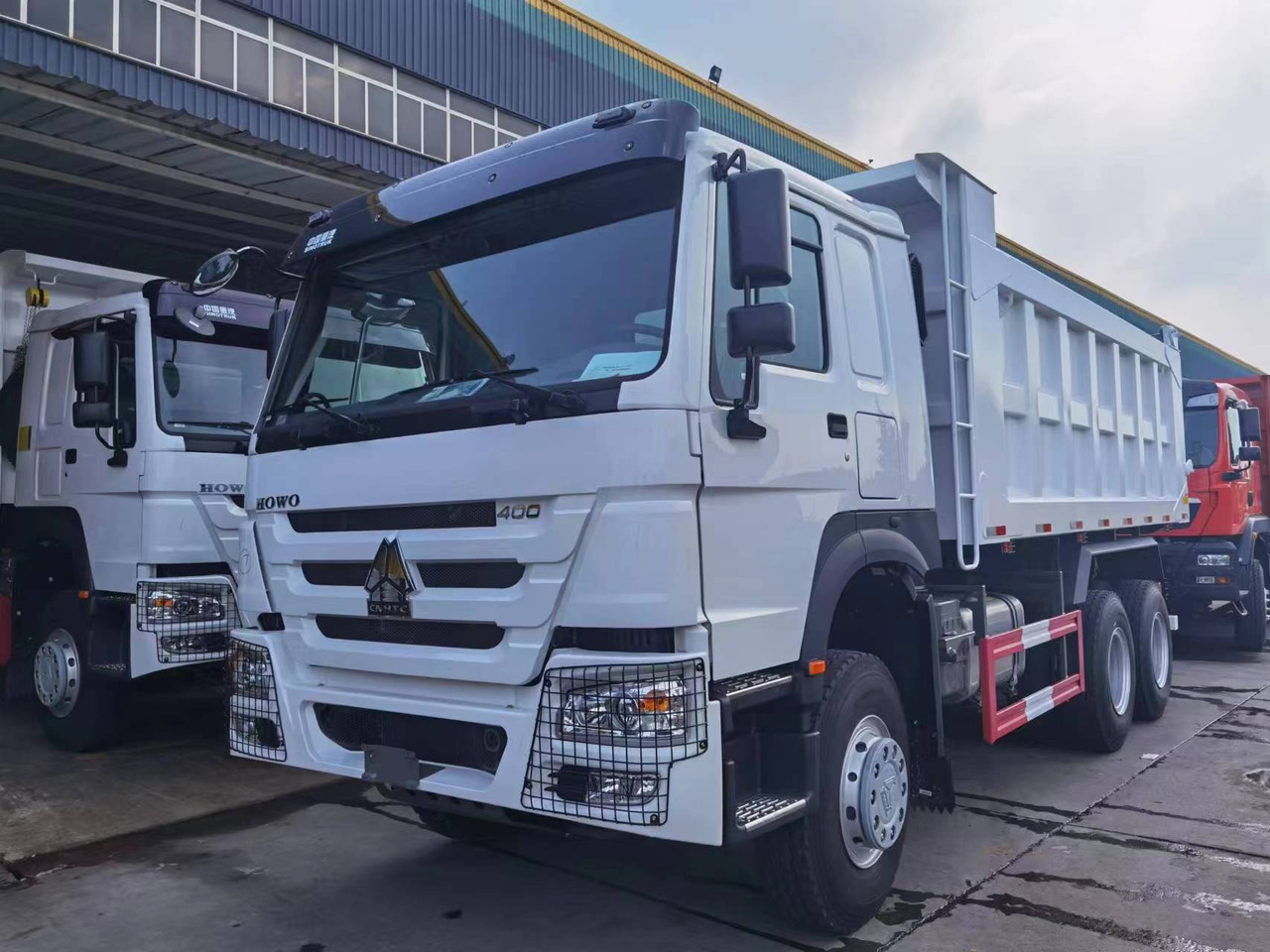 SINOTRUK HOWO 400 6X4 CLICK HERE FOR DISCOUNT - Tovornjak prekucnik: slika 3 SINOTRUK HOWO 400 6X4 CLICK HERE FOR DISCOUNT - Tovornjak prekucnik: slika 3