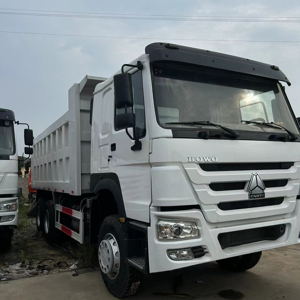 SINOTRUK HOWO 6x4 Dump Truck Click for Discount - Tovornjak prekucnik: slika 5 SINOTRUK HOWO 6x4 Dump Truck Click for Discount - Tovornjak prekucnik: slika 5