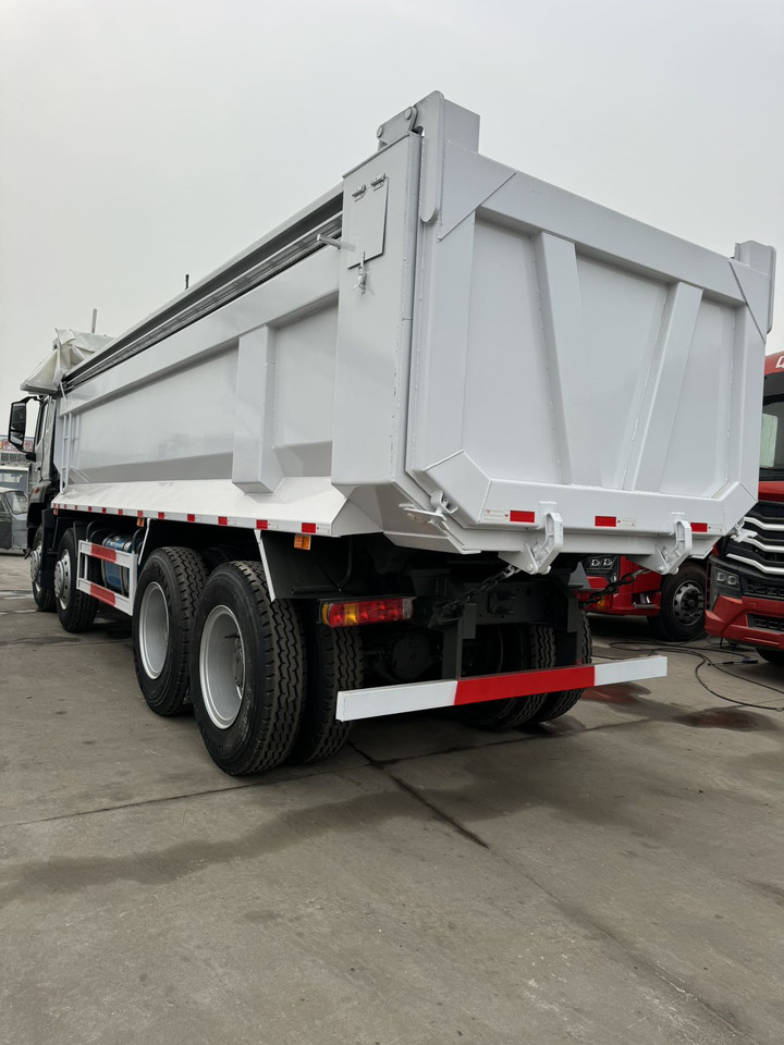 SINOTRUK NX400 8X4 - Tovornjak prekucnik: slika 3 SINOTRUK NX400 8X4 - Tovornjak prekucnik: slika 3