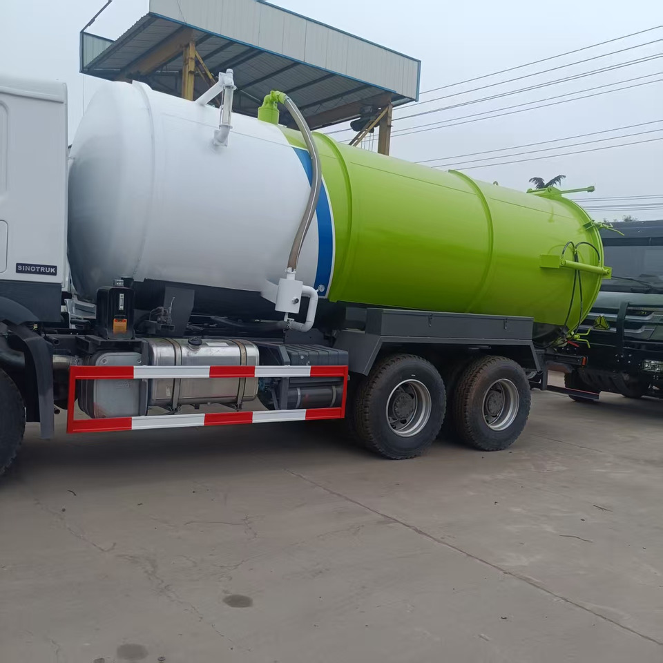 Sinotruk Howo Howo 6x4 Large Vacuum Suction Truck - Vakuumski tovornjak: slika 2 Sinotruk Howo Howo 6x4 Large Vacuum Suction Truck - Vakuumski tovornjak: slika 2
