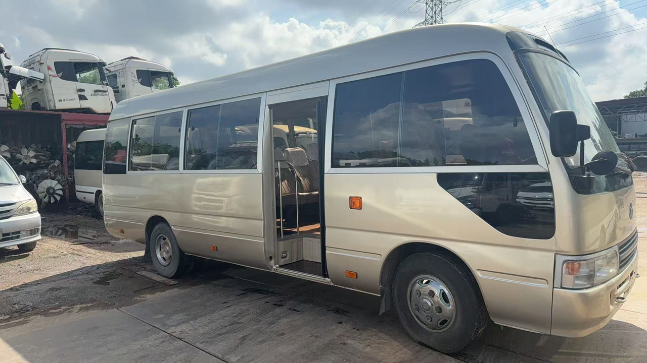 TOYOTA Coach 19 Seats Click Here for Discount - Potovalni avtobus: slika 2 TOYOTA Coach 19 Seats Click Here for Discount - Potovalni avtobus: slika 2