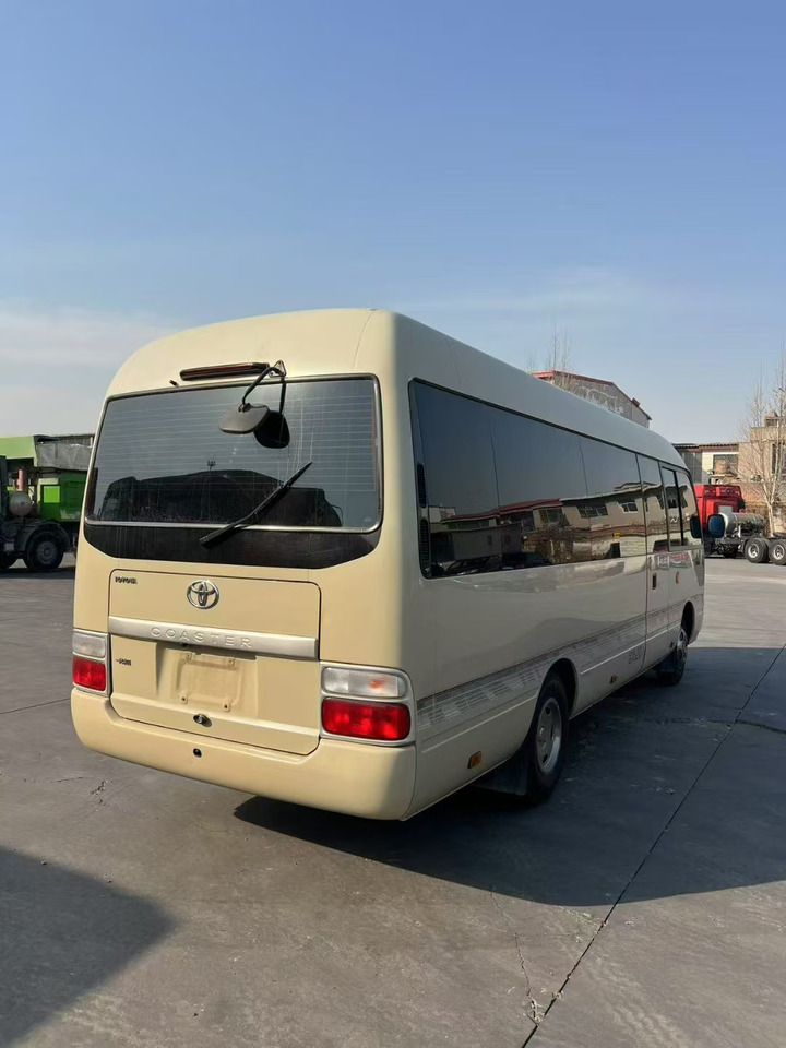 TOYOTA Mini Bus 20 Seats - Potovalni avtobus: slika 4 TOYOTA Mini Bus 20 Seats - Potovalni avtobus: slika 4
