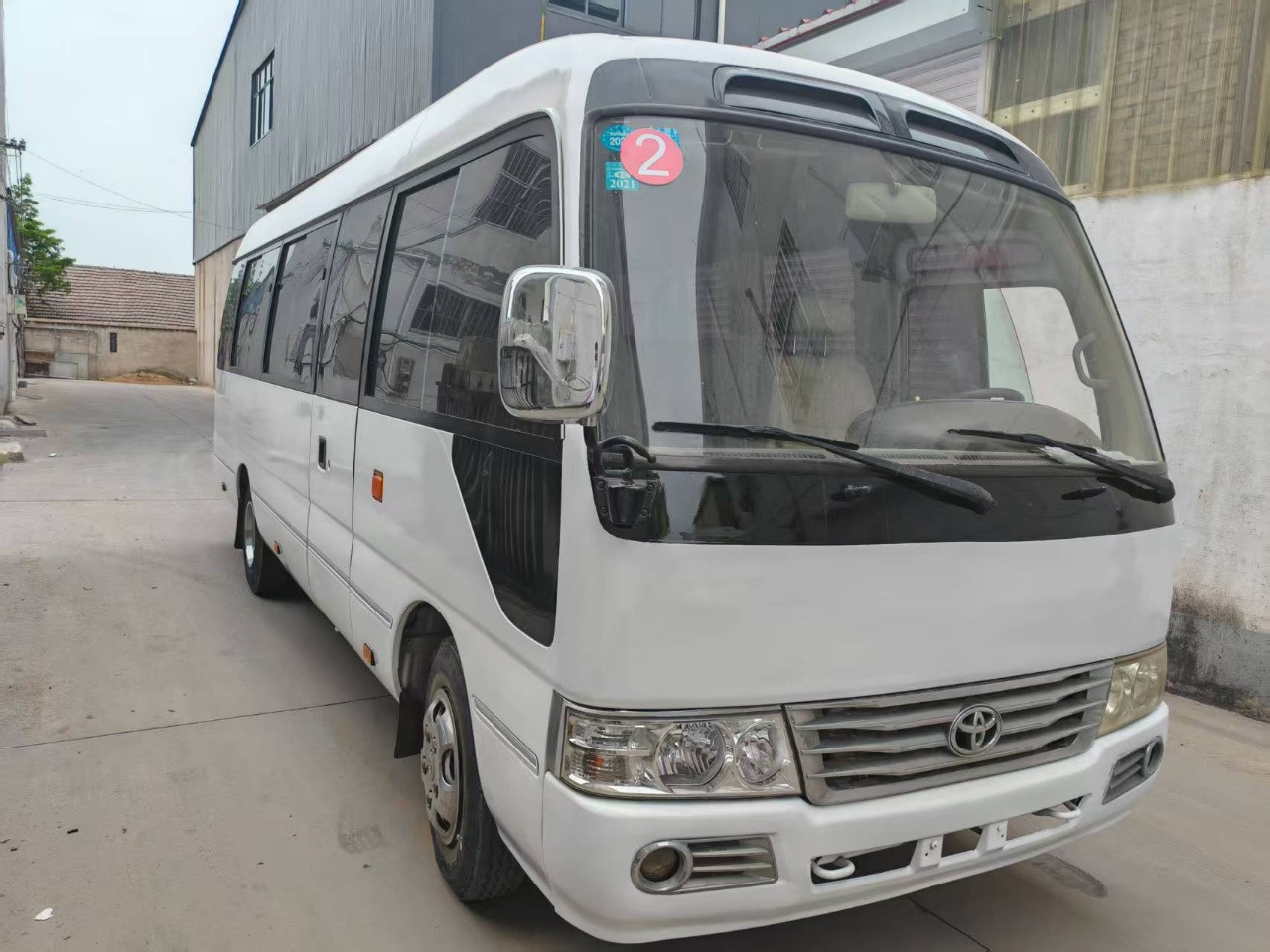 TOYOTA Mini Bus Low Mileage - Potovalni avtobus: slika 1 TOYOTA Mini Bus Low Mileage - Potovalni avtobus: slika 1