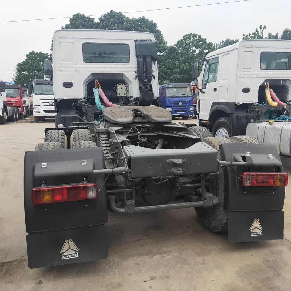 SINOTRUK HOWO371 - Vlačilec: slika 4 SINOTRUK HOWO371 - Vlačilec: slika 4