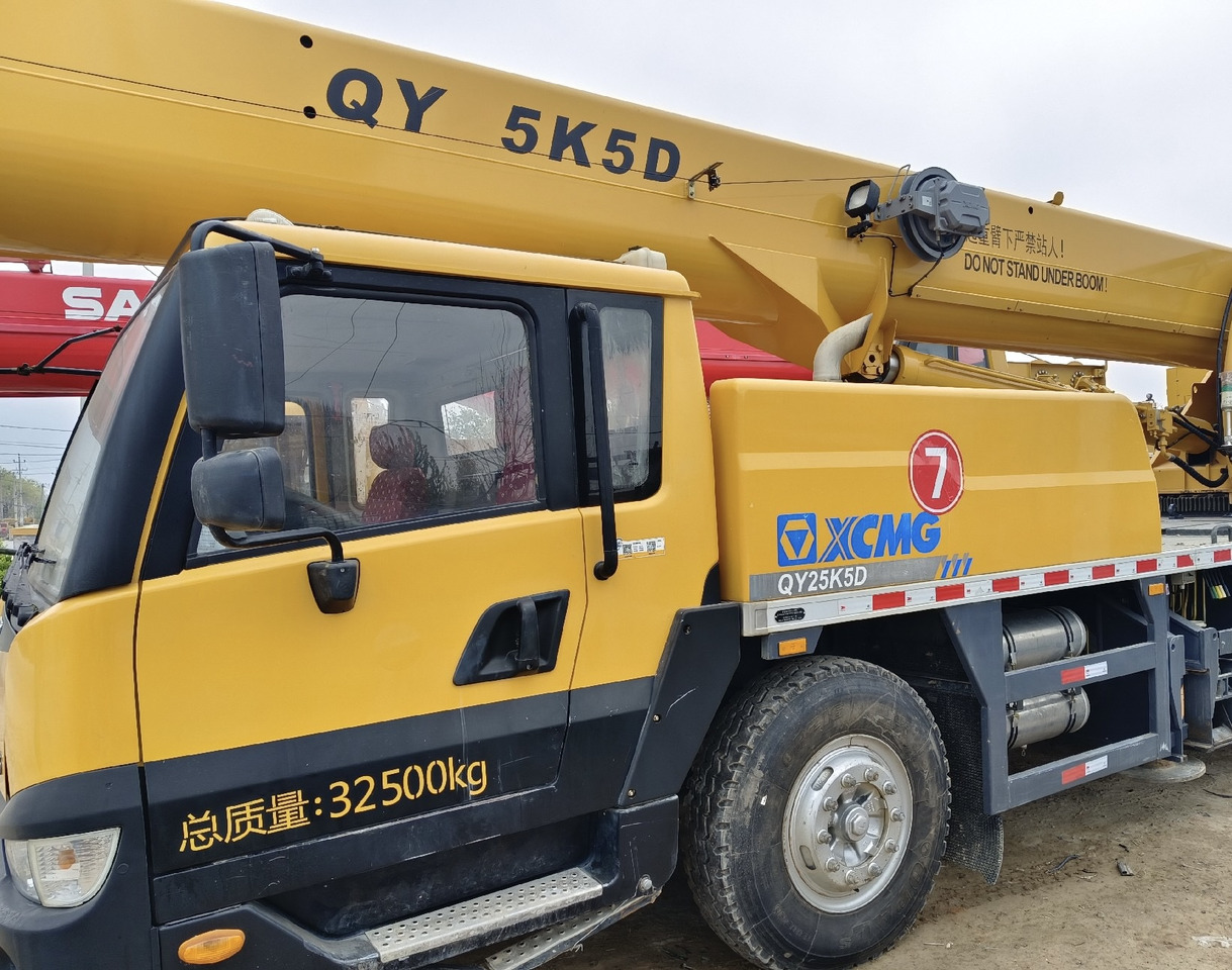 XCMG Crane QY25K 25Ton - Avtodvigalo za vse namene: slika 4 XCMG Crane QY25K 25Ton - Avtodvigalo za vse namene: slika 4