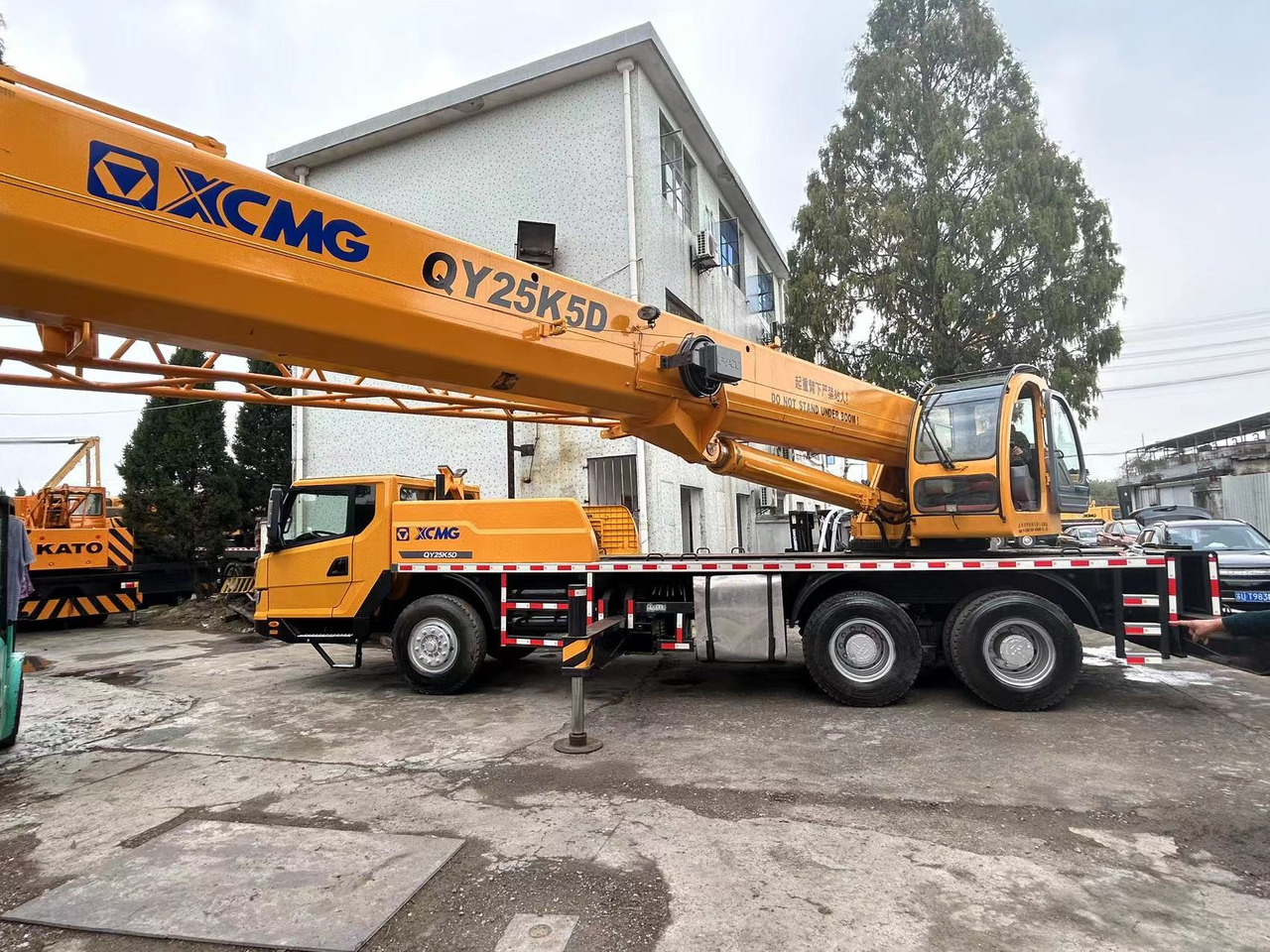 XCMG Crane QY25K - Avtodvigalo za vse namene: slika 1 XCMG Crane QY25K - Avtodvigalo za vse namene: slika 1