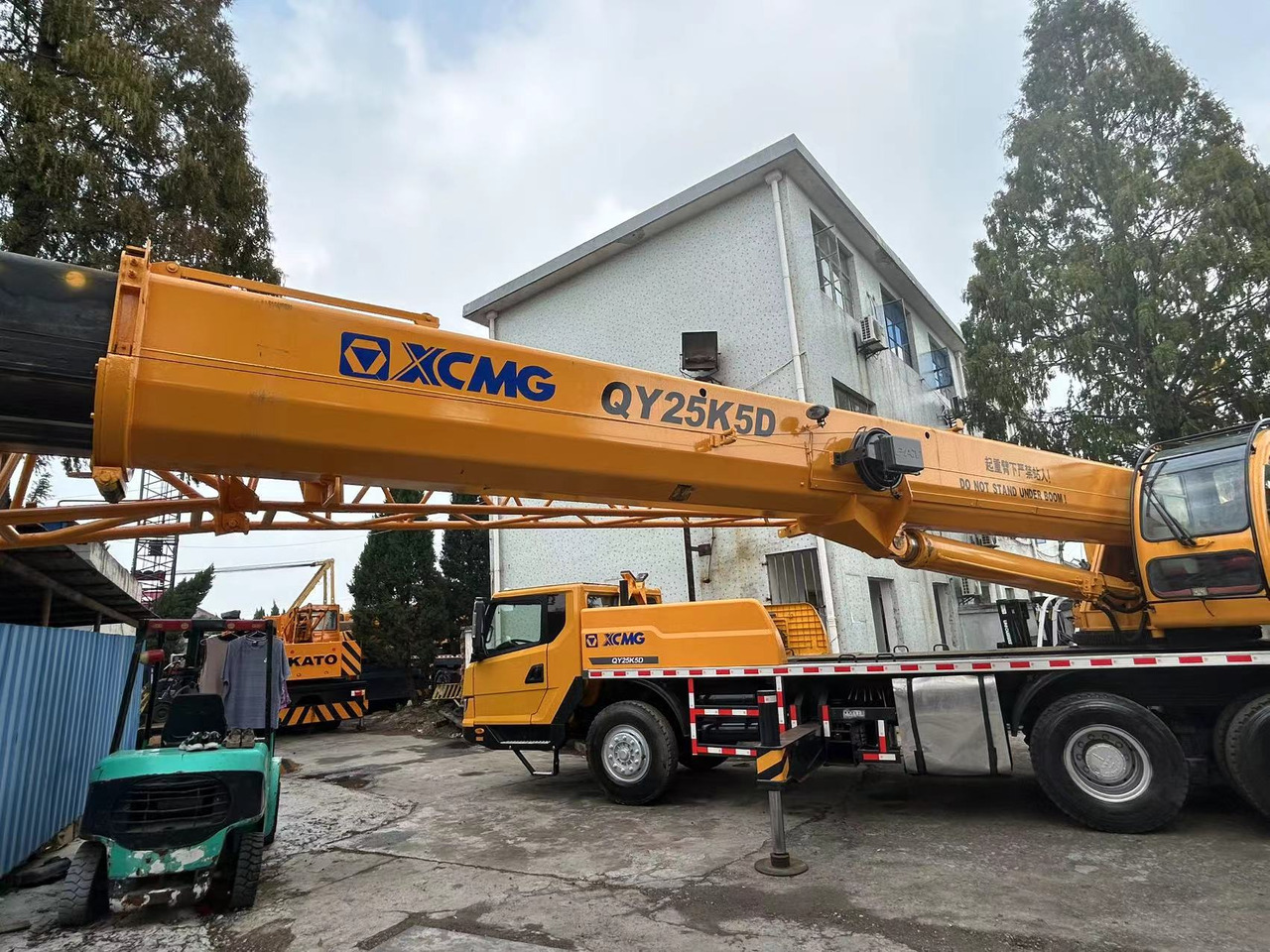 XCMG Crane QY25K - Avtodvigalo za vse namene: slika 5 XCMG Crane QY25K - Avtodvigalo za vse namene: slika 5