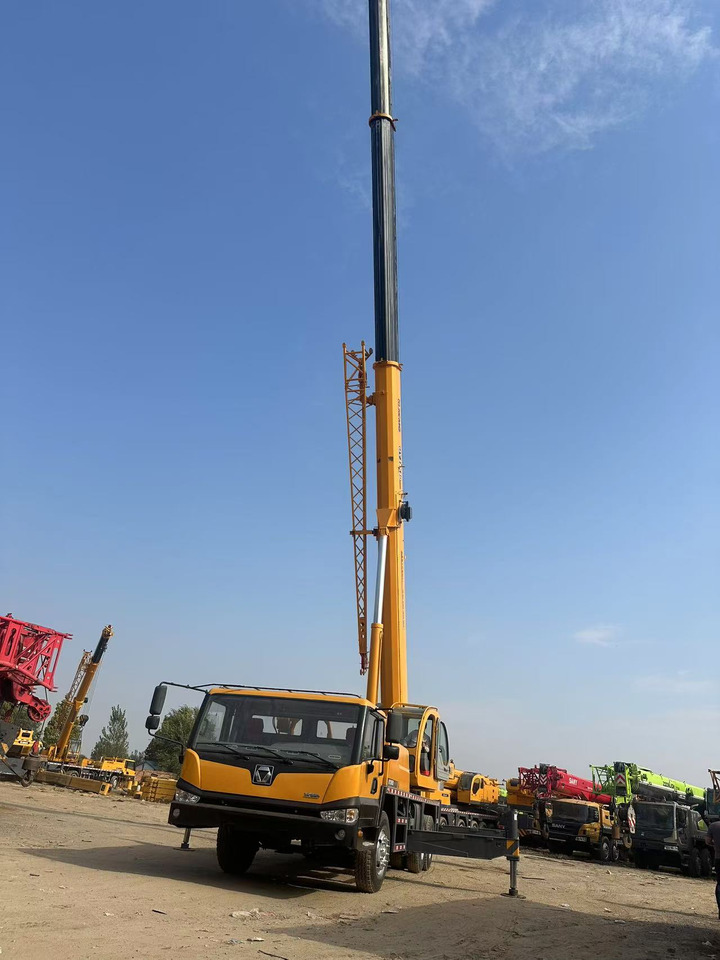 XCMG Crane QY25K5D Good Condition - Avtodvigalo za vse namene: slika 4 XCMG Crane QY25K5D Good Condition - Avtodvigalo za vse namene: slika 4