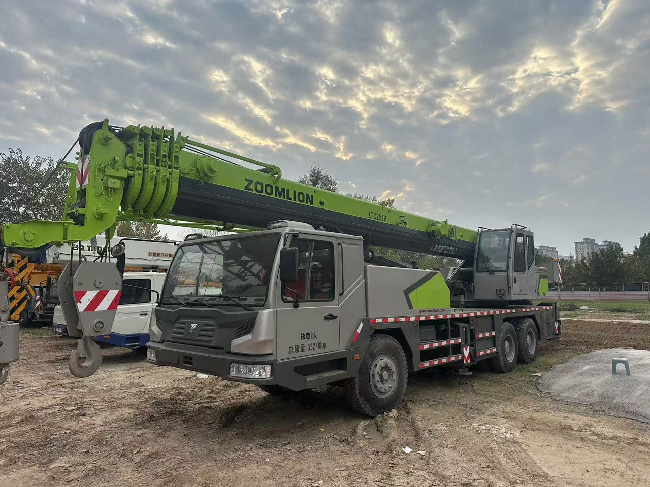 ZOOMLION Crane ZTC251V 25Ton - Avtodvigalo za vse namene: slika 2 ZOOMLION Crane ZTC251V 25Ton - Avtodvigalo za vse namene: slika 2