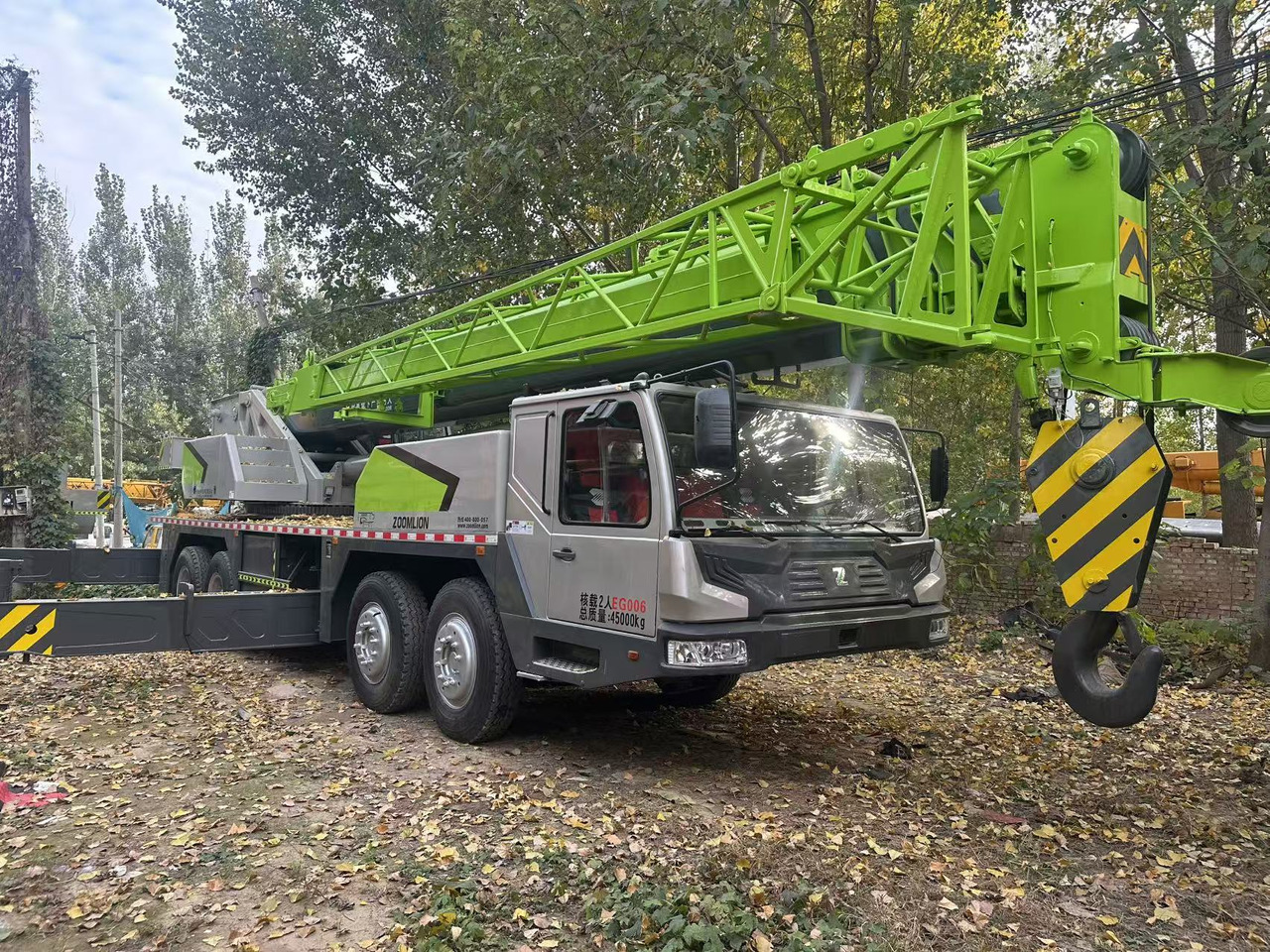 ZOOMLION Crane ZTC700V - Avtodvigalo za vse namene: slika 1 ZOOMLION Crane ZTC700V - Avtodvigalo za vse namene: slika 1