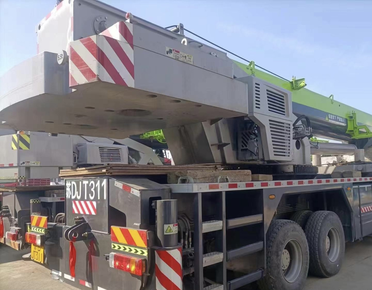 ZOOMLION Crane ZTC700V562-1 - Avtodvigalo za vse namene: slika 4 ZOOMLION Crane ZTC700V562-1 - Avtodvigalo za vse namene: slika 4