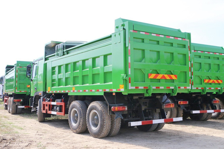 FOTON Foton 6x4 10 Wheeler Dump Truck for Sale in Jamaica - Tovornjak prekucnik: slika 5 FOTON Foton 6x4 10 Wheeler Dump Truck for Sale in Jamaica - Tovornjak prekucnik: slika 5