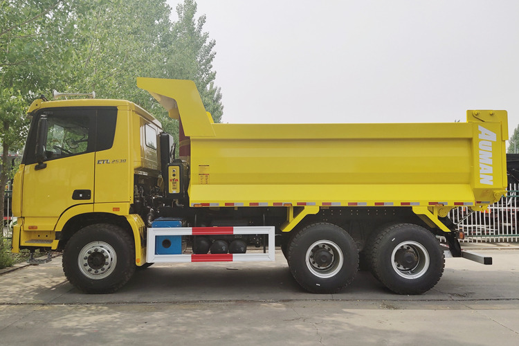 FOTON Foton Auman Etx 6x4 Tipper for Sale in Kenya - Tovornjak prekucnik: slika 5 FOTON Foton Auman Etx 6x4 Tipper for Sale in Kenya - Tovornjak prekucnik: slika 5