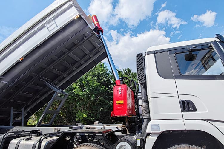 SHACMAN Shacman Dump Truck for Sale in Nigeria - Tovornjak prekucnik: slika 3 SHACMAN Shacman Dump Truck for Sale in Nigeria - Tovornjak prekucnik: slika 3