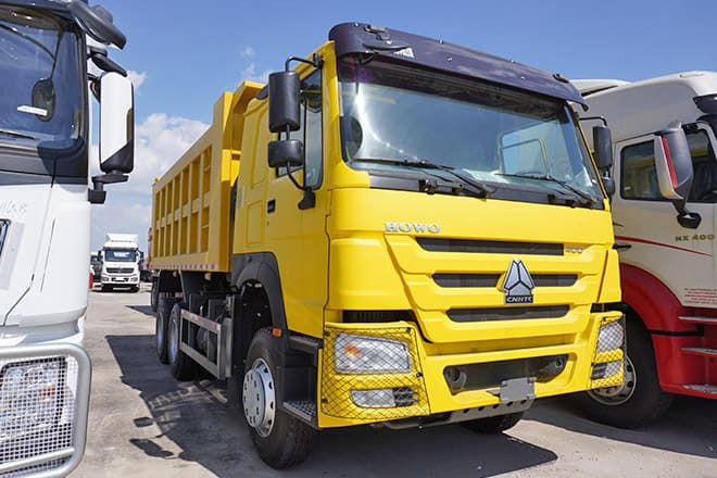SINOTRUK Sinotruk Howo 400 New Dump Truck for Sale in Angola - Tovornjak prekucnik: slika 2 SINOTRUK Sinotruk Howo 400 New Dump Truck for Sale in Angola - Tovornjak prekucnik: slika 2