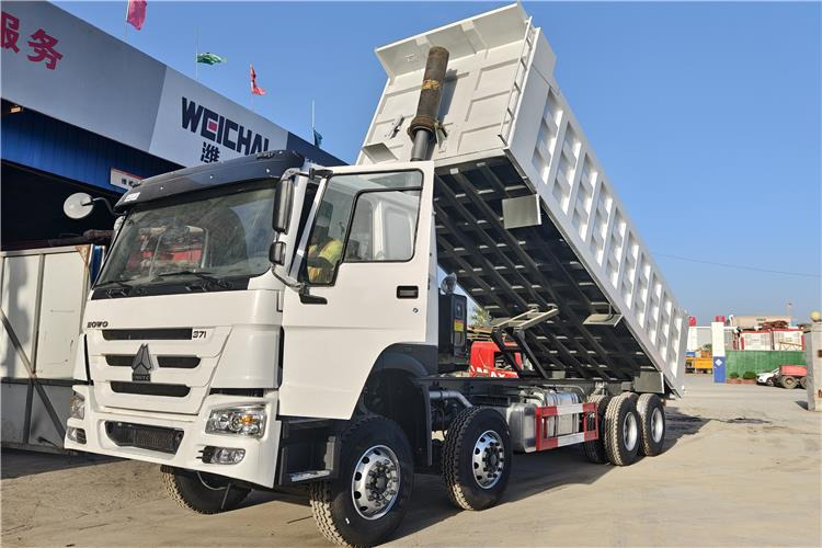 SINOTRUK Used Howo 371 Dump Truck 8x4 for Sale In Ghana - Tovornjak prekucnik: slika 1 SINOTRUK Used Howo 371 Dump Truck 8x4 for Sale In Ghana - Tovornjak prekucnik: slika 1