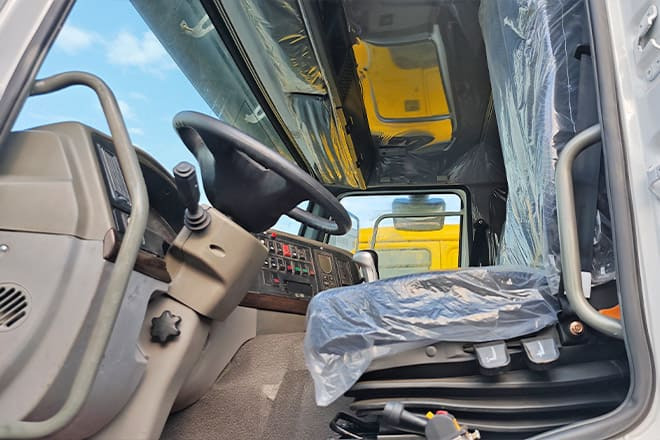 SINOTRUK Used Sinotruk Howo 371 10 Wheeler Dump Truck for Sale in Kenya - Tovornjak prekucnik: slika 5 SINOTRUK Used Sinotruk Howo 371 10 Wheeler Dump Truck for Sale in Kenya - Tovornjak prekucnik: slika 5