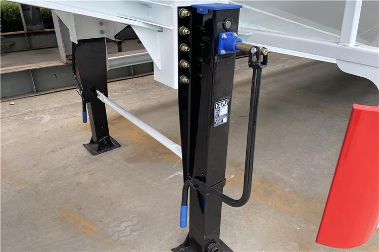 TITAN 4 Axle Bulker Cement Tanker Trailer for Sale In Zambia - Polprikolica cisterna: slika 4 TITAN 4 Axle Bulker Cement Tanker Trailer for Sale In Zambia - Polprikolica cisterna: slika 4