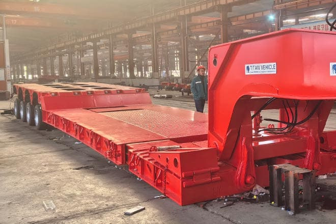 TITAN 4 Axle Extendable Lowboy Trailer for Sale in Nigeria - Nizko noseča polprikolica: slika 3 TITAN 4 Axle Extendable Lowboy Trailer for Sale in Nigeria - Nizko noseča polprikolica: slika 3