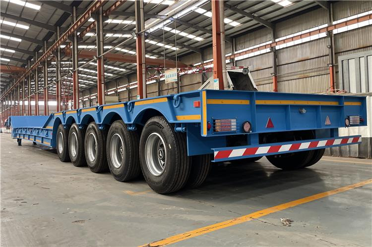 TITAN 4 Axle Folding Gooseneck Trailer for Sale In Zambia - Nizko noseča polprikolica: slika 2 TITAN 4 Axle Folding Gooseneck Trailer for Sale In Zambia - Nizko noseča polprikolica: slika 2