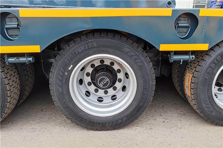 TITAN 4 Axle Low Loader Trailer for Sale In Jamaica - Nizko noseča polprikolica: slika 4 TITAN 4 Axle Low Loader Trailer for Sale In Jamaica - Nizko noseča polprikolica: slika 4