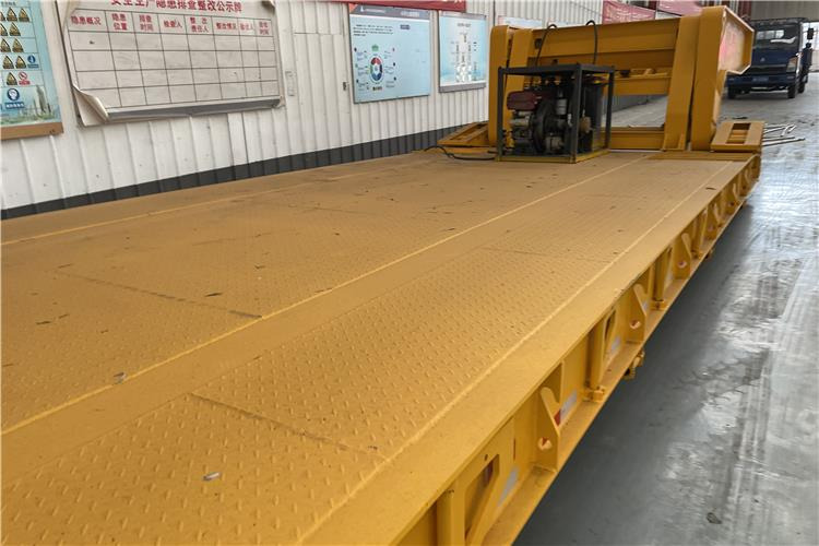 TITAN 4 Line 8 Axle Removable Gooseneck Trailer for Sale In Nigeria Lagos - Nizko noseča polprikolica: slika 4 TITAN 4 Line 8 Axle Removable Gooseneck Trailer for Sale In Nigeria Lagos - Nizko noseča polprikolica: slika 4