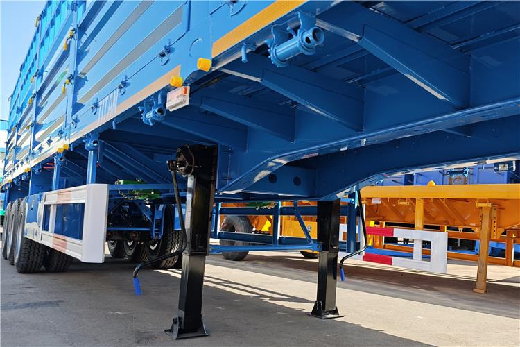 TITAN 60 Ton Fence Cargo Semi Trailer for Sale in Tanzania - Polprikolica za prevoz živine: slika 5 TITAN 60 Ton Fence Cargo Semi Trailer for Sale in Tanzania - Polprikolica za prevoz živine: slika 5