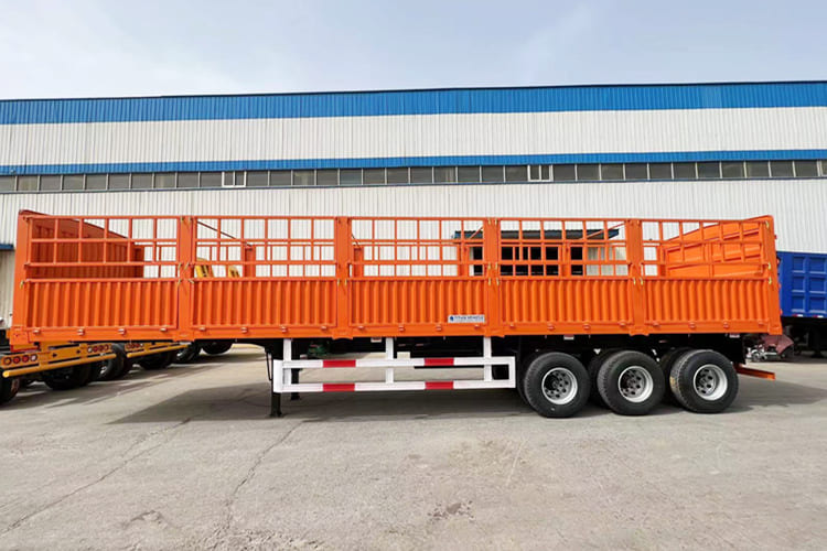 TITAN Fence Trailer for Sale in Saudi Arabia - Polprikolica za prevoz živine: slika 3 TITAN Fence Trailer for Sale in Saudi Arabia - Polprikolica za prevoz živine: slika 3
