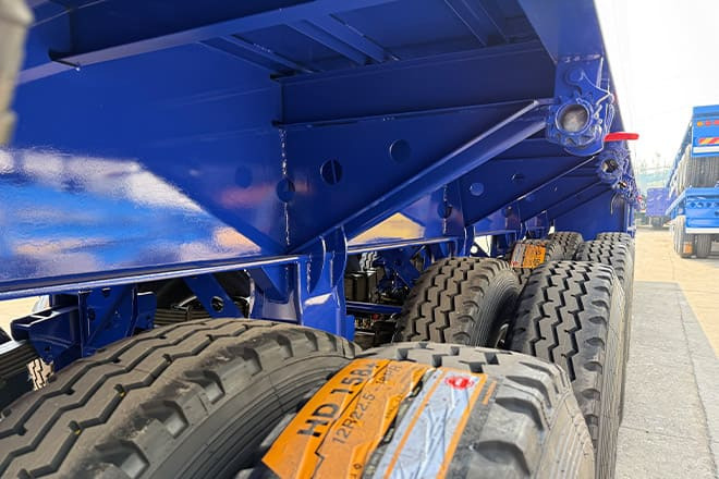 TITAN Heavy Duty 4 Axle Flatbed Trailer in Guam - Polprikolica s kesonom: slika 3 TITAN Heavy Duty 4 Axle Flatbed Trailer in Guam - Polprikolica s kesonom: slika 3