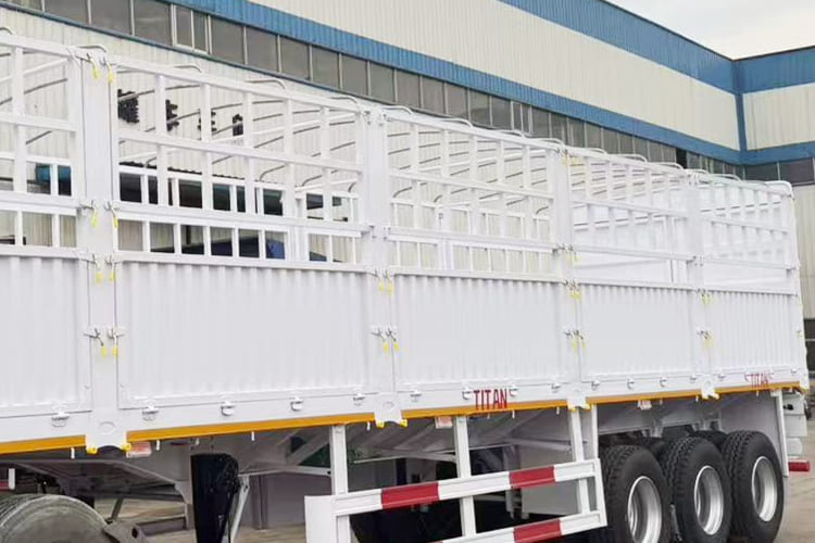 TITAN Livestock Fence Semi Trailer for Sale in Malawi - Polprikolica za prevoz živine: slika 3 TITAN Livestock Fence Semi Trailer for Sale in Malawi - Polprikolica za prevoz živine: slika 3