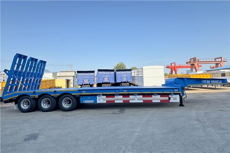 TITAN Tri Axle 80 Ton Low Loader Semi Trailer for Sale In Benin - Nizko noseča polprikolica: slika 4 TITAN Tri Axle 80 Ton Low Loader Semi Trailer for Sale In Benin - Nizko noseča polprikolica: slika 4