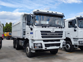 SHACMAN Shacman Tractor Truck for Sale in Malawi - Tovornjak: slika 1 SHACMAN Shacman Tractor Truck for Sale in Malawi - Tovornjak: slika 1