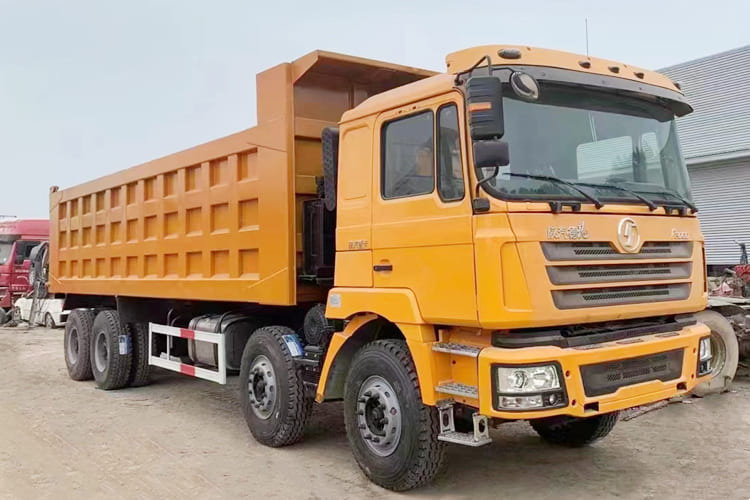 SHACMAN Shacman Truck F3000 for Sale in Zamibia - Tovornjak: slika 1 SHACMAN Shacman Truck F3000 for Sale in Zamibia - Tovornjak: slika 1