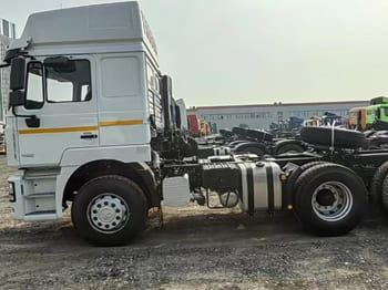 SHACMAN Shacman Truck Head for Sale in Congo - Tovornjak: slika 3 SHACMAN Shacman Truck Head for Sale in Congo - Tovornjak: slika 3