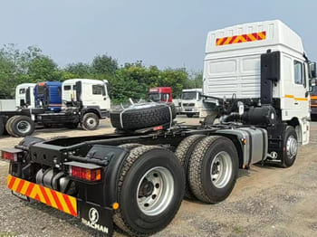 SHACMAN Shacman Truck Head F3000 for Sale in Mali - Vlačilec: slika 2 SHACMAN Shacman Truck Head F3000 for Sale in Mali - Vlačilec: slika 2