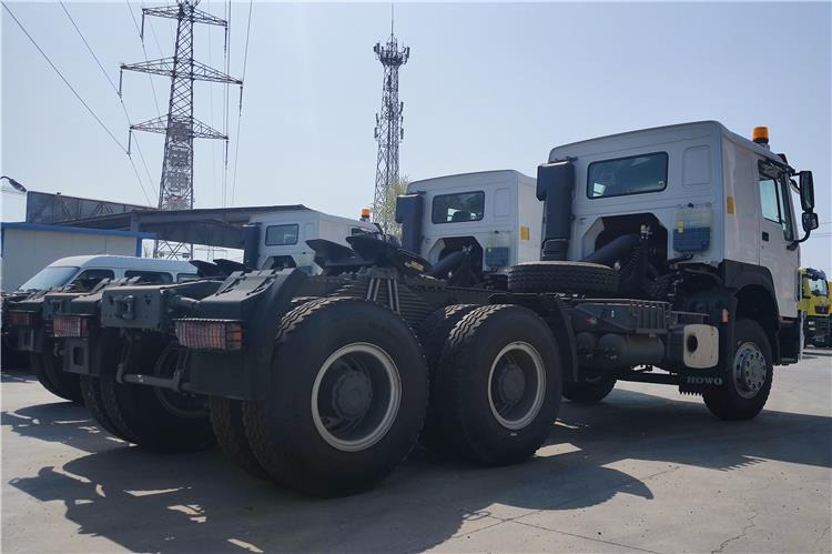 SINOTRUK Howo New Model 430HP Truck Tractor Price In Mauritania - Vlačilec: slika 3 SINOTRUK Howo New Model 430HP Truck Tractor Price In Mauritania - Vlačilec: slika 3