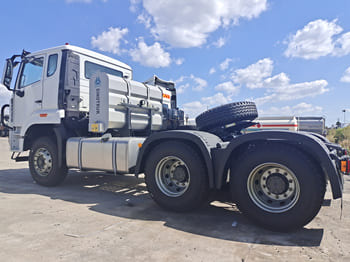 SINOTRUK Sinotruck for sale for Sale in Malawi - Vlačilec: slika 3 SINOTRUK Sinotruck for sale for Sale in Malawi - Vlačilec: slika 3
