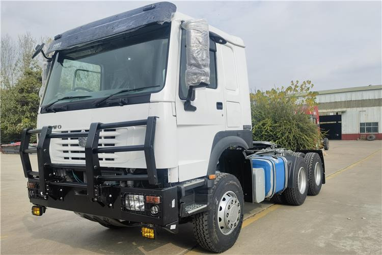 SINOTRUK Used Howo 380HP Truck Tractor for Sale In Senegal - Vlačilec: slika 2 SINOTRUK Used Howo 380HP Truck Tractor for Sale In Senegal - Vlačilec: slika 2