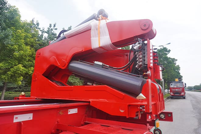 XCMG 2025 New Container Side Loader Trailer for Sale in Tanzania - Kontejnerska polprikolica/ Polprikolica z zamenljivim tovoriščem: slika 4 XCMG 2025 New Container Side Loader Trailer for Sale in Tanzania - Kontejnerska polprikolica/ Polprikolica z zamenljivim tovoriščem: slika 4