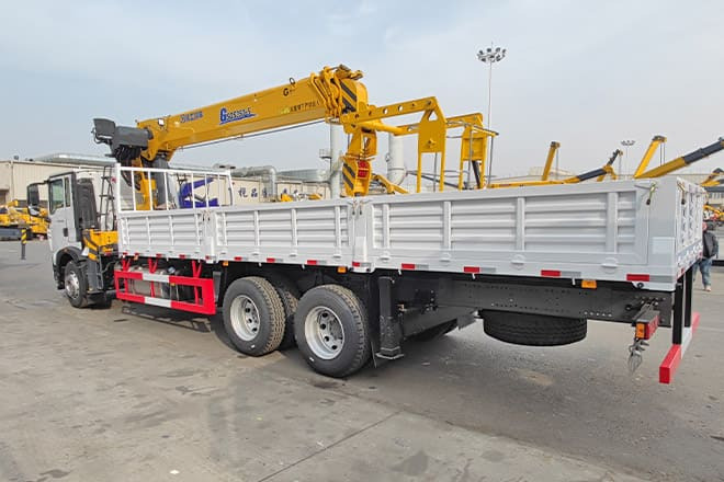 XCMG Truck Mounted Crane for Sale in Algeria - Tovornjak z dvigalom: slika 3 XCMG Truck Mounted Crane for Sale in Algeria - Tovornjak z dvigalom: slika 3