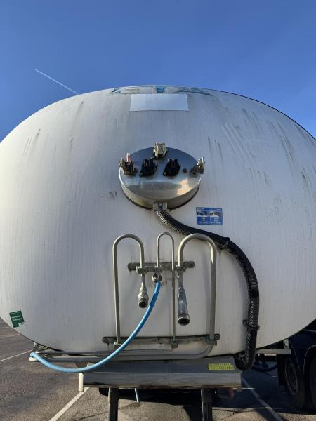 Eta - Polprikolica cisterna: slika 4 Eta - Polprikolica cisterna: slika 4