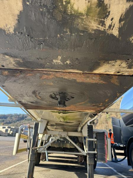 Eta - Polprikolica cisterna: slika 3 Eta - Polprikolica cisterna: slika 3