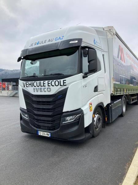 Iveco S-WAY 460 - Vlačilec: slika 1 Iveco S-WAY 460 - Vlačilec: slika 1