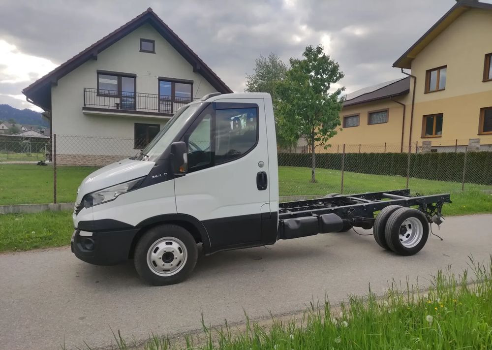 Iveco DAILY 35c14 2.3 hpi rama do zabudowy, - Tovornjak-šasija: slika 5 Iveco DAILY 35c14 2.3 hpi rama do zabudowy, - Tovornjak-šasija: slika 5