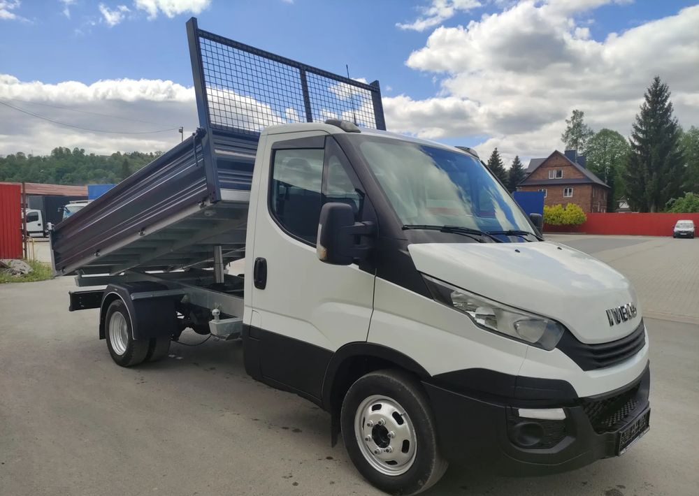 Iveco Daily 35c14 kipper wywrot wywrotka nowy rozrząd obsługa silnika - Dostavno vozilo prekucnik: slika 2 Iveco Daily 35c14 kipper wywrot wywrotka nowy rozrząd obsługa silnika - Dostavno vozilo prekucnik: slika 2