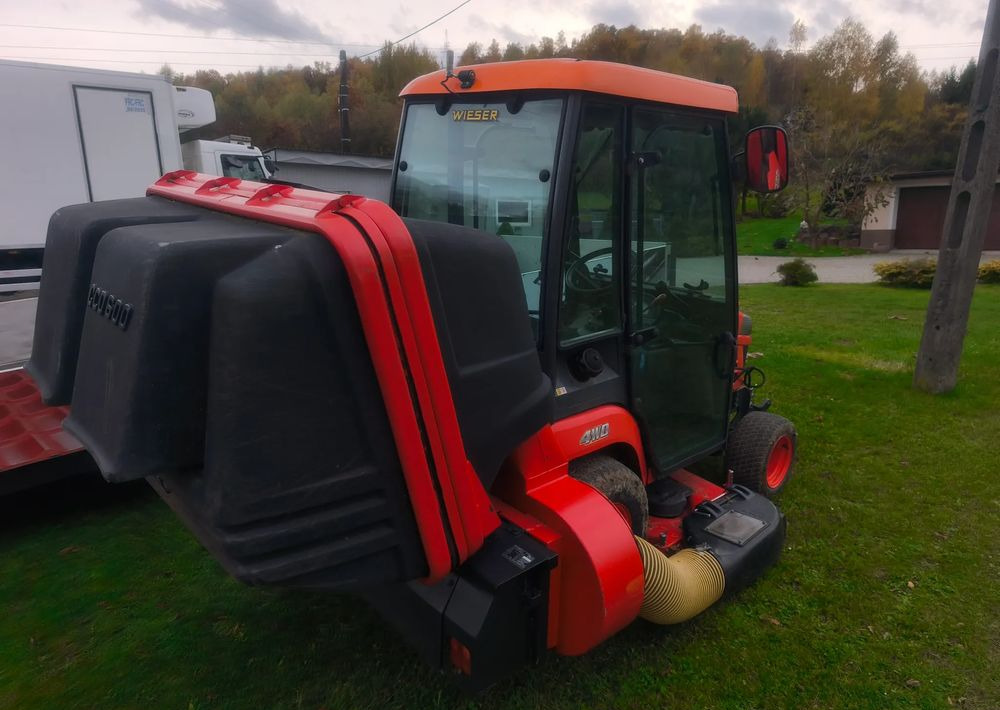 Kubota BX350 4x4 Traktorek komunalny kosiarka pług piaskarka pełen osprzęt - Mestni traktor: slika 5 Kubota BX350 4x4 Traktorek komunalny kosiarka pług piaskarka pełen osprzęt - Mestni traktor: slika 5