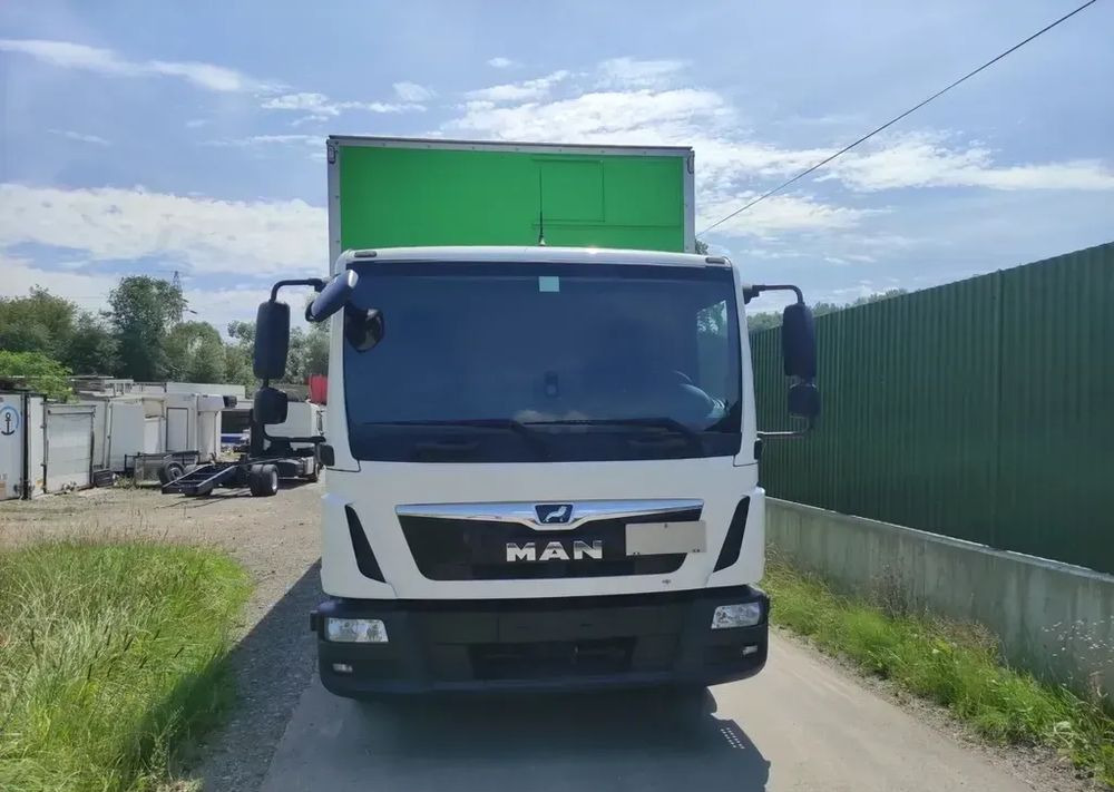 MAN TGL 12.190 kontener , winda - Tovornjak zabojnik: slika 2 MAN TGL 12.190 kontener , winda - Tovornjak zabojnik: slika 2
