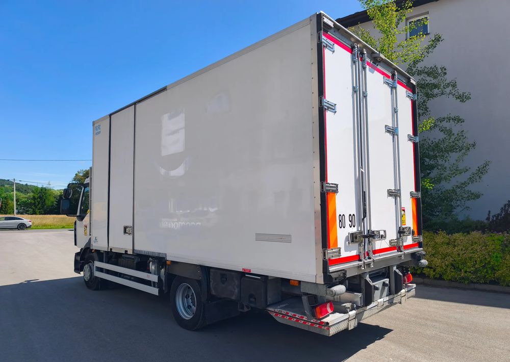 Renault GAMA D 12.210 chłodnia izoterma 14 palet poduszka - Tovornjak hladilnik: slika 2 Renault GAMA D 12.210 chłodnia izoterma 14 palet poduszka - Tovornjak hladilnik: slika 2