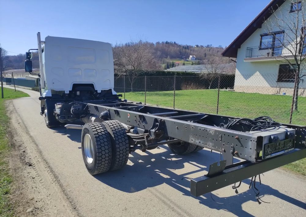 Renault Gama Midlum DXI 12.180 rama do zabudowy - Tovornjak-šasija: slika 2 Renault Gama Midlum DXI 12.180 rama do zabudowy - Tovornjak-šasija: slika 2